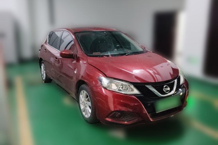 Used Nissan Tiida 2016 1.6L CVT Cool Dynamic Edition Front Right 45 Deg