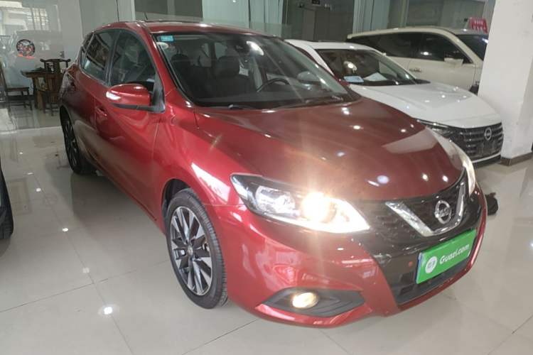 Used Nissan Tiida 2016 1.6L CVT ZhiZun Edition Front Right 45 Deg