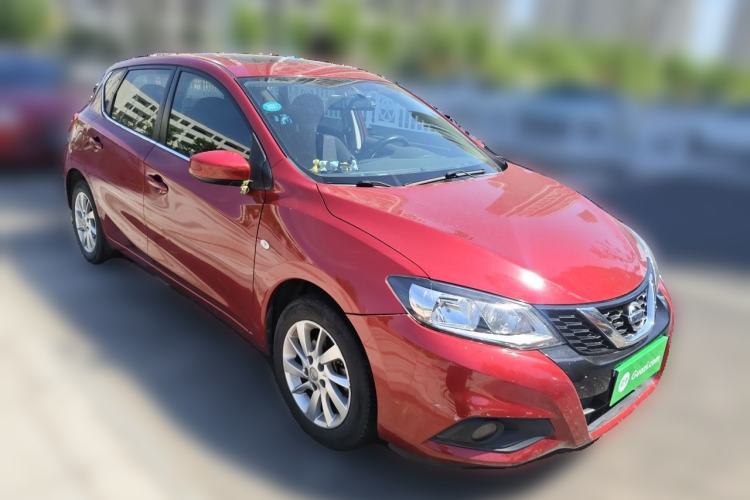 Used Nissan Tiida 2016 1.6L CVT Cool Dynamic Edition Front Right 45 Deg
