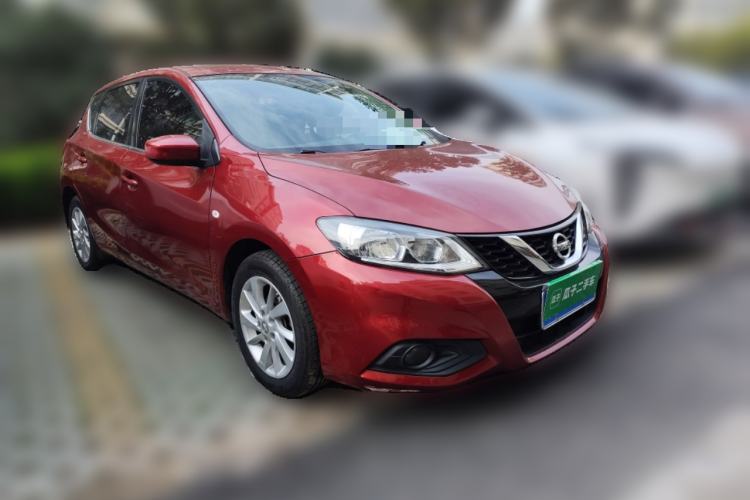 Used Nissan Tiida 2016 1.6L CVT Cool Dynamic Edition Front Right 45 Deg