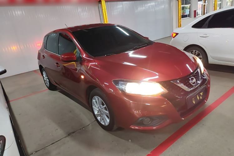 Used Nissan Tiida 2016 1.6L CVT Cool Dynamic Edition Front Right 45 Deg