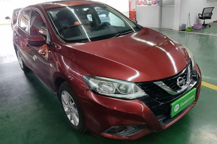 Used Nissan Tiida 2016 1.6L CVT Cool Dynamic Edition Front Right 45 Deg