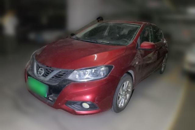 Ojetý Nissan Tiida 2016 1.6L CVT Cool Dynamic Edition