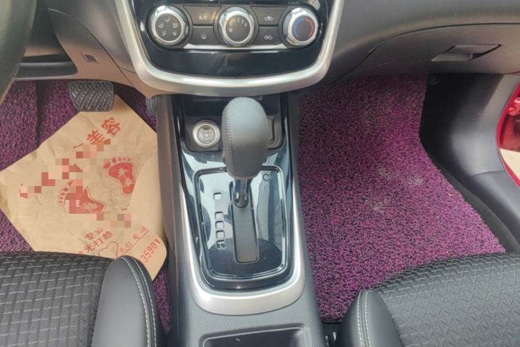 Used Nissan Tiida 2016 1.6L CVT Smart Drive Edition Gear Lever