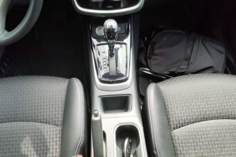 Used Nissan Tiida 2016 1.6L CVT Smart Drive Edition Gear Lever