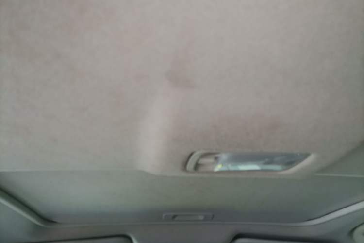 Used Nissan Tiida 2016 1.6L CVT Cool Dynamic Edition Headliner