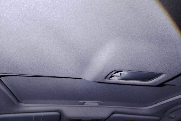 Used Nissan Tiida 2016 1.6L CVT Smart Drive Edition Headliner