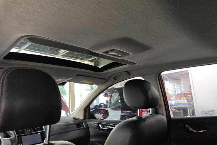 Used Nissan Tiida 2016 1.6L CVT Smart Drive Edition Headliner