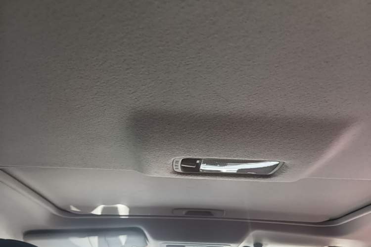 Used Nissan Tiida 2016 1.6L CVT Smart Drive Edition Headliner