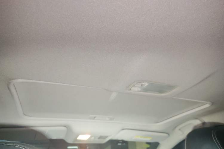 Used Nissan Tiida 2016 1.6L CVT Smart Drive Edition Headliner