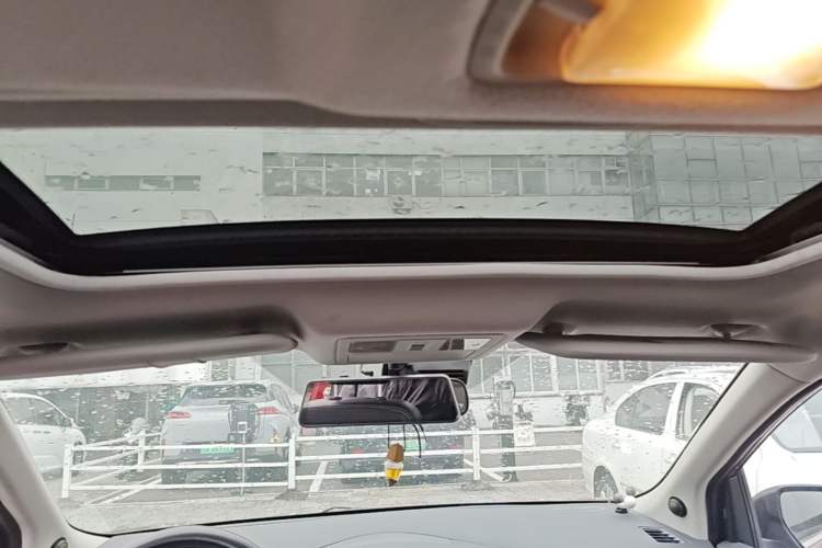Used Nissan Tiida 2016 1.6L CVT Smart Drive Edition Headliner