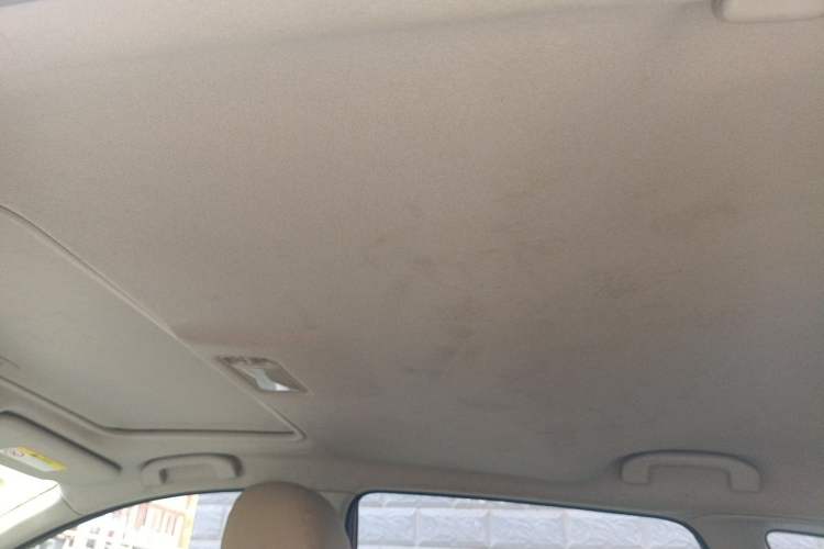 Used Nissan Tiida 2016 1.6L CVT Cool Dynamic Edition Headliner