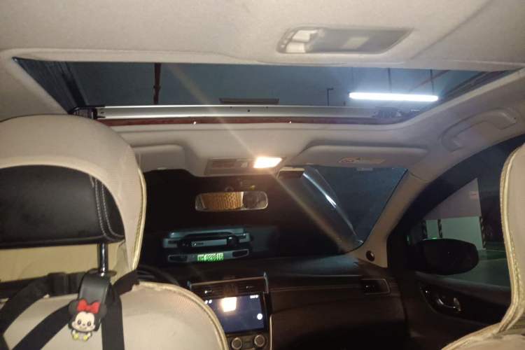 Used Nissan Tiida 2016 1.6L CVT Smart Drive Edition Headliner