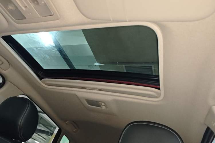 Used Nissan Tiida 2016 1.6L CVT Smart Drive Edition Headliner