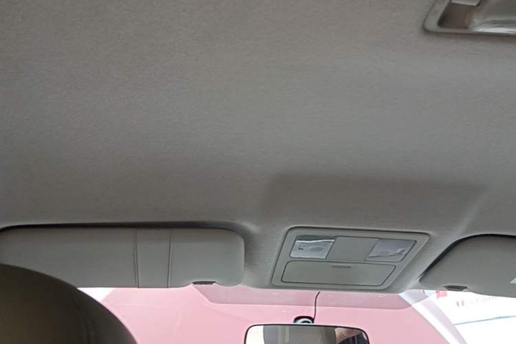 Used Nissan Tiida 2016 1.6L CVT Joyride Edition Headliner
