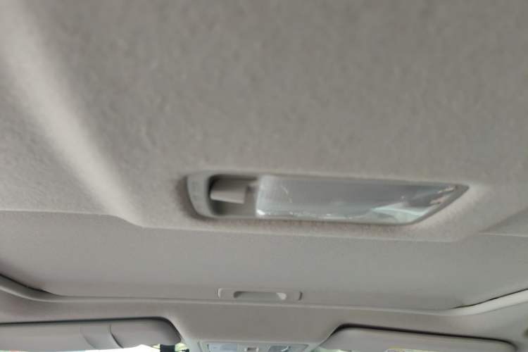 Used Nissan Tiida 2016 1.6L CVT Smart Drive Edition Headliner