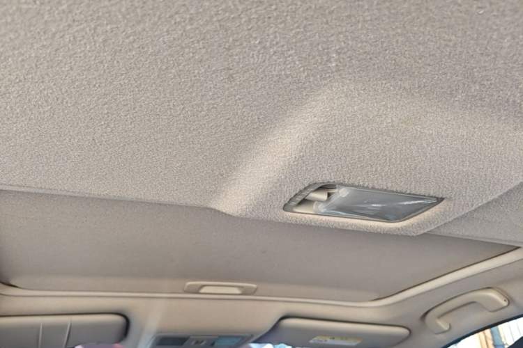 Used Nissan Tiida 2016 1.6L CVT Smart Drive Edition Headliner