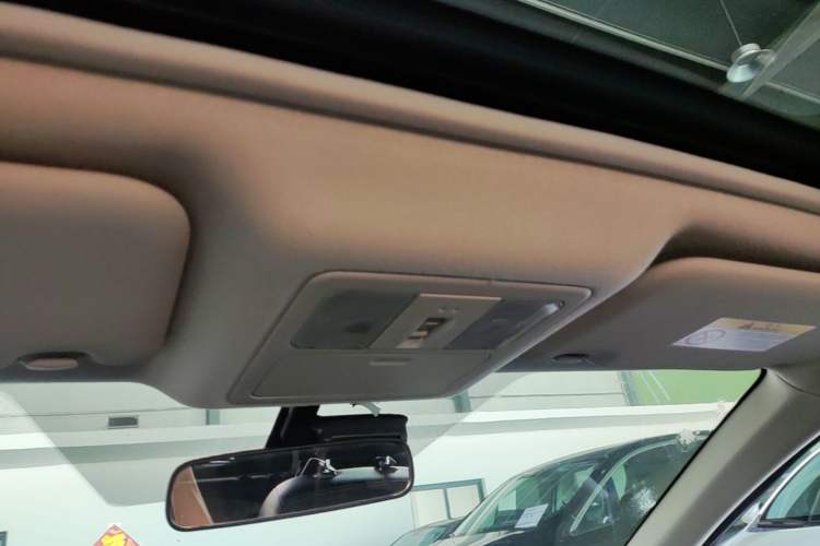 Used Nissan Tiida 2016 1.6L CVT Smart Drive Edition Headliner