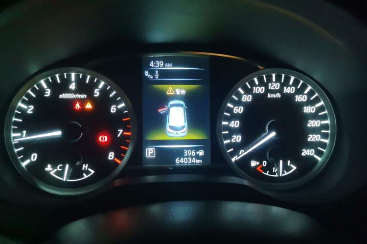 Used Nissan Tiida 2016 1.6L CVT Smart Drive Edition Instrument Cluster