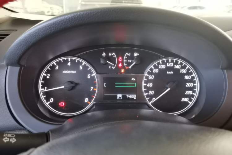 Used Nissan Tiida 2016 1.6L CVT Cool Dynamic Edition Instrument Cluster
