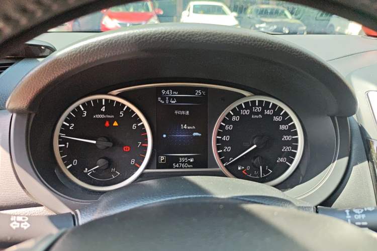Used Nissan Tiida 2016 1.6L CVT ZhiZun Edition Instrument Cluster