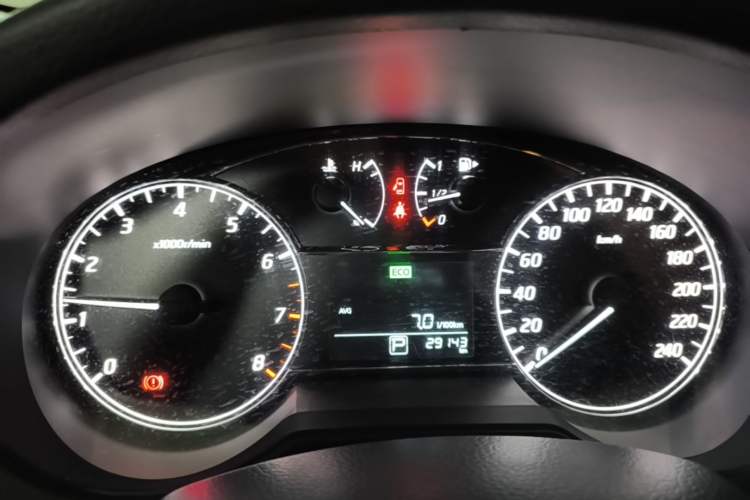 Used Nissan Tiida 2016 1.6L CVT Cool Dynamic Edition Instrument Cluster