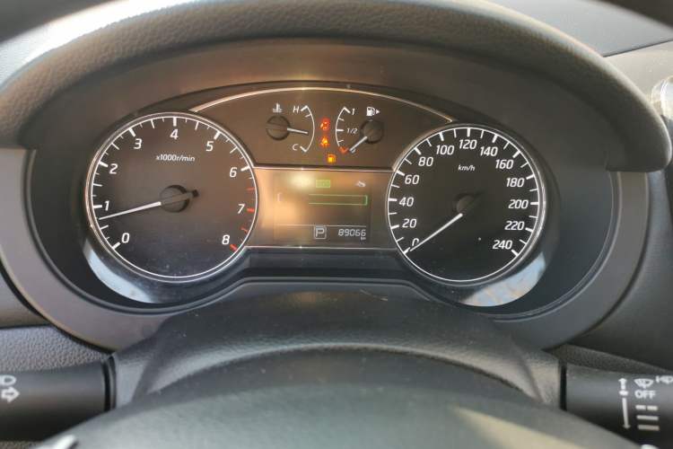 Used Nissan Tiida 2016 1.6L CVT Cool Dynamic Edition Instrument Cluster