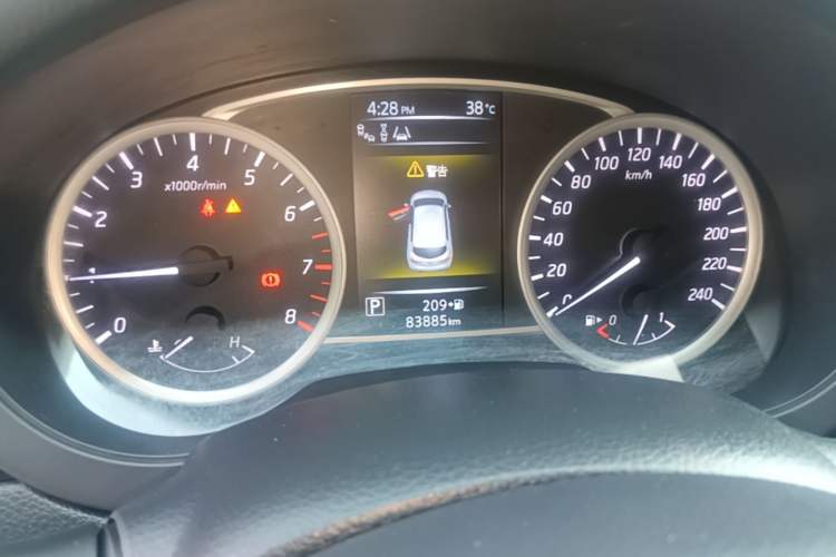 Used Nissan Tiida 2016 1.6L CVT ZhiZun Edition Instrument Cluster