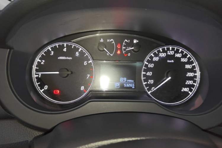 Used Nissan Tiida 2016 1.6L CVT Cool Dynamic Edition Instrument Cluster