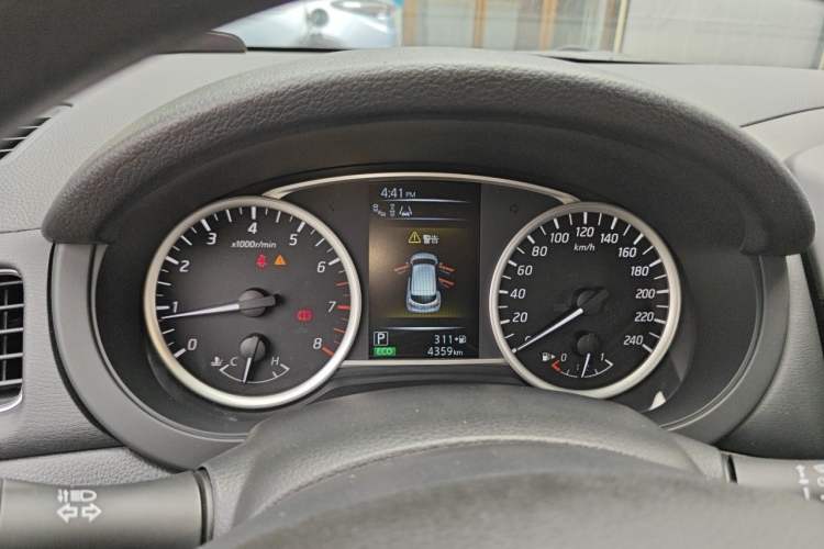 Used Nissan Tiida 2016 1.6L CVT Smart Drive Edition Instrument Cluster