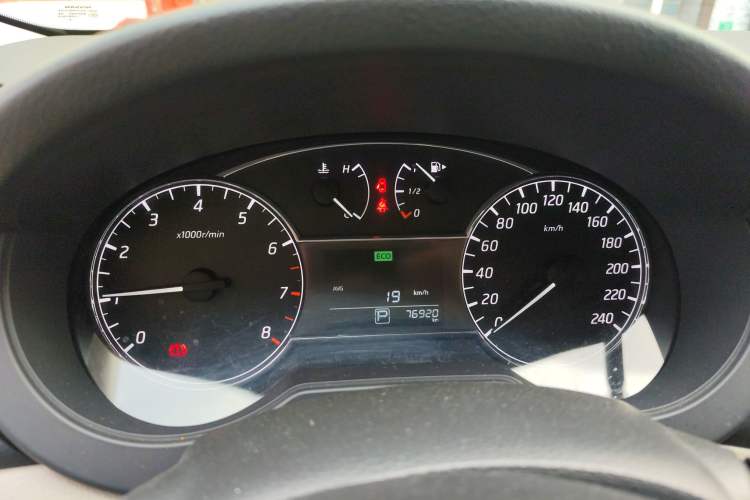 Used Nissan Tiida 2016 1.6L CVT Cool Dynamic Edition Instrument Cluster