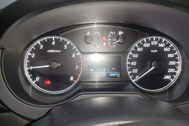 Used Nissan Tiida 2016 1.6L CVT Cool Dynamic Edition Instrument Cluster