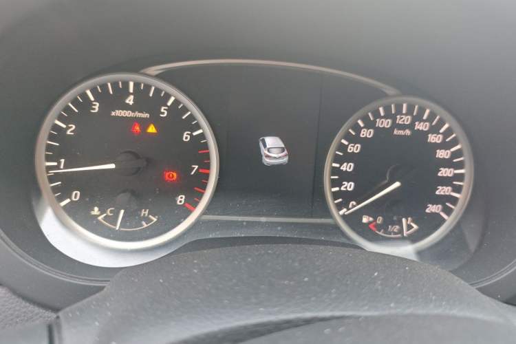 Used Nissan Tiida 2016 1.6L CVT Cool Dynamic Edition Instrument Cluster