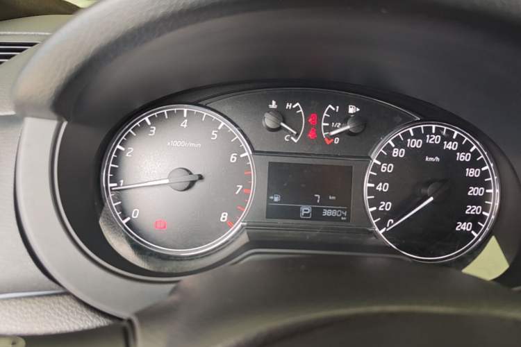 Used Nissan Tiida 2016 1.6L CVT Cool Dynamic Edition Instrument Cluster