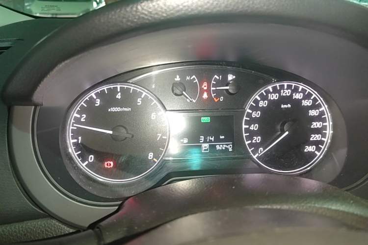 Used Nissan Tiida 2016 1.6L CVT Cool Dynamic Edition Instrument Cluster