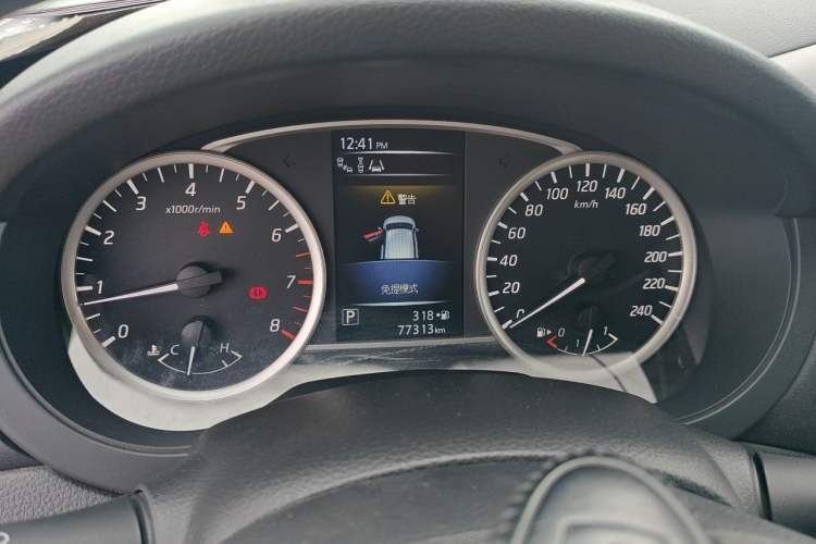 Used Nissan Tiida 2016 1.6L CVT Smart Drive Edition Instrument Cluster