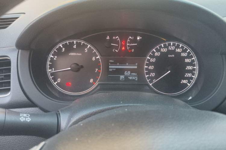 Used Nissan Tiida 2016 1.6L CVT Cool Dynamic Edition Instrument Cluster