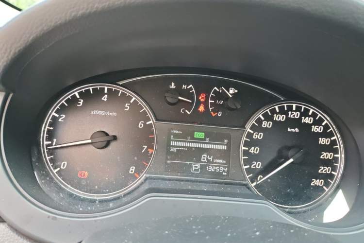 Used Nissan Tiida 2016 1.6L CVT Cool Dynamic Edition Instrument Cluster