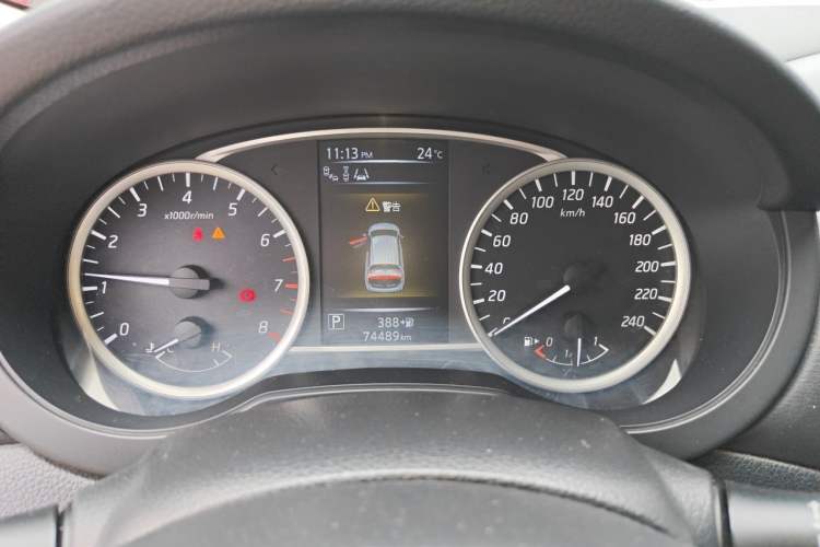 Used Nissan Tiida 2016 1.6L CVT ZhiZun Edition Instrument Cluster
