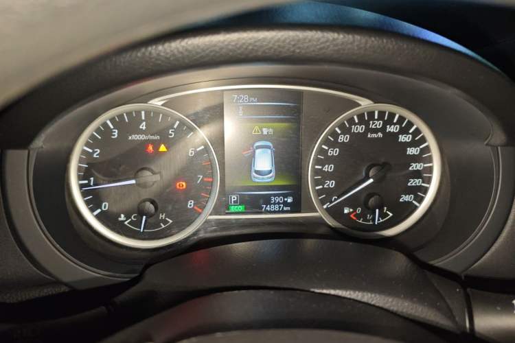 Used Nissan Tiida 2016 1.6L CVT Smart Drive Edition Instrument Cluster