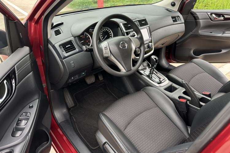 Used Nissan Tiida 2016 1.6L CVT Smart Drive Edition Interior 1