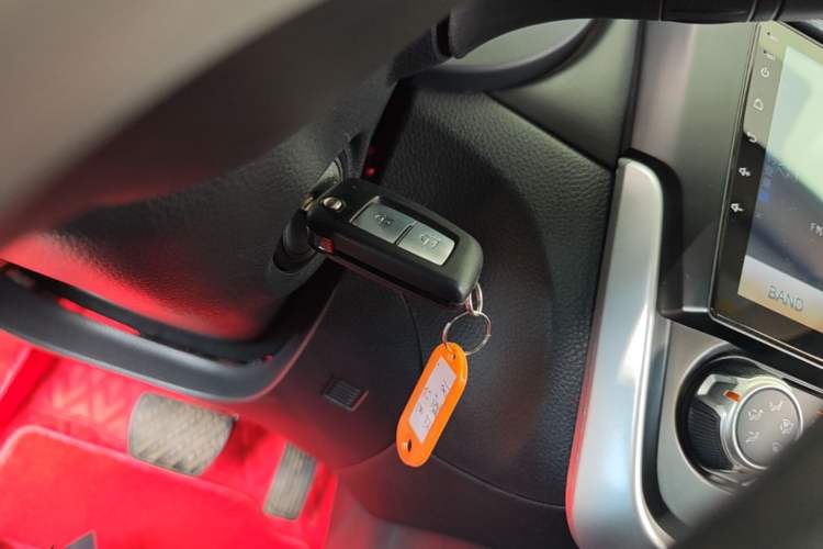 Used Nissan Tiida 2016 1.6L CVT Cool Dynamic Edition Interior 1
