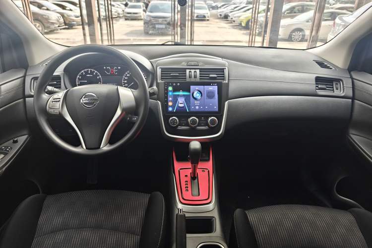 Used Nissan Tiida 2016 1.6L CVT Cool Dynamic Edition Interior 3