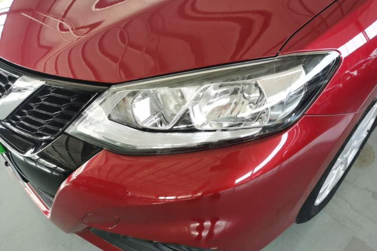 Used Nissan Tiida 2016 1.6L CVT Cool Dynamic Edition Left Front Headlight
