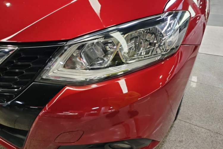 Used Nissan Tiida 2016 1.6L CVT Smart Drive Edition Left Front Headlight