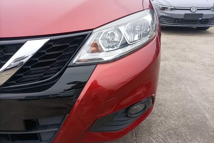 Used Nissan Tiida 2016 1.6L CVT Smart Drive Edition Left Front Headlight
