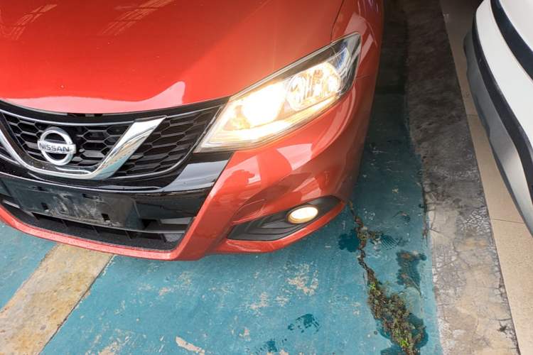Used Nissan Tiida 2016 1.6L CVT Smart Drive Edition Left Front Headlight