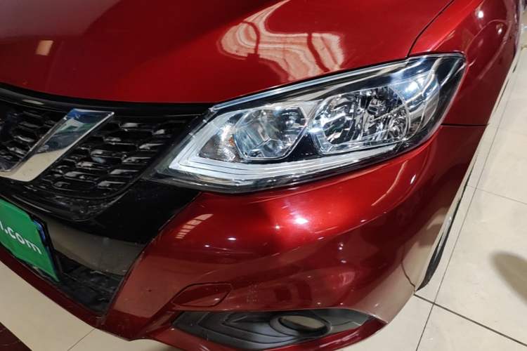 Used Nissan Tiida 2016 1.6L CVT Cool Dynamic Edition Left Front Headlight