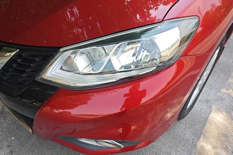 Used Nissan Tiida 2016 1.6L CVT Cool Dynamic Edition Left Front Headlight