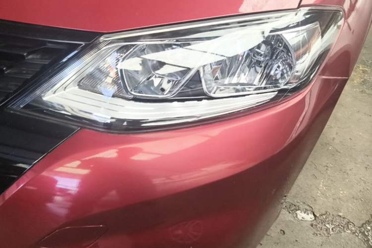 Used Nissan Tiida 2016 1.6L CVT Cool Dynamic Edition Left Front Headlight